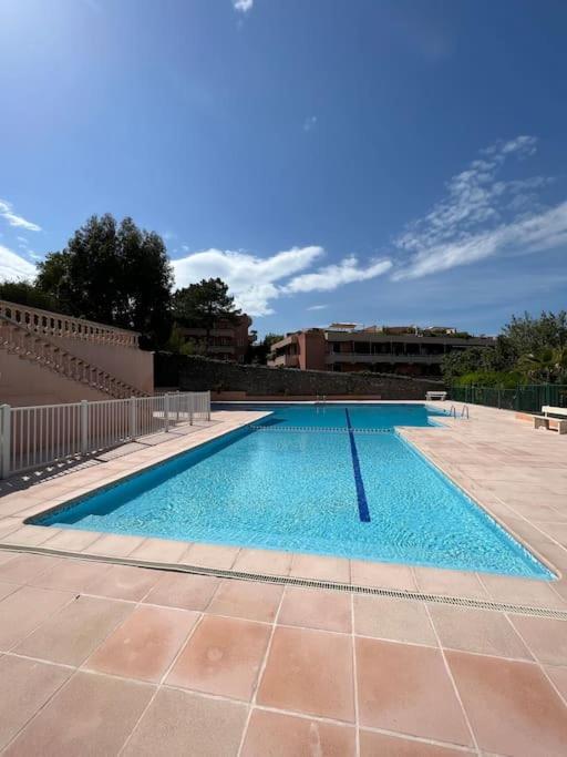 Appartement Avec Jardin Au Coeur De Saint-Tropez. Exterior foto